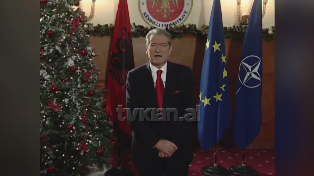 Kryeministri Berisha mesazh urimi për Vitin e Ri 2011: Krenar për arritjet e 2010-(31 Dhjetor 2010)