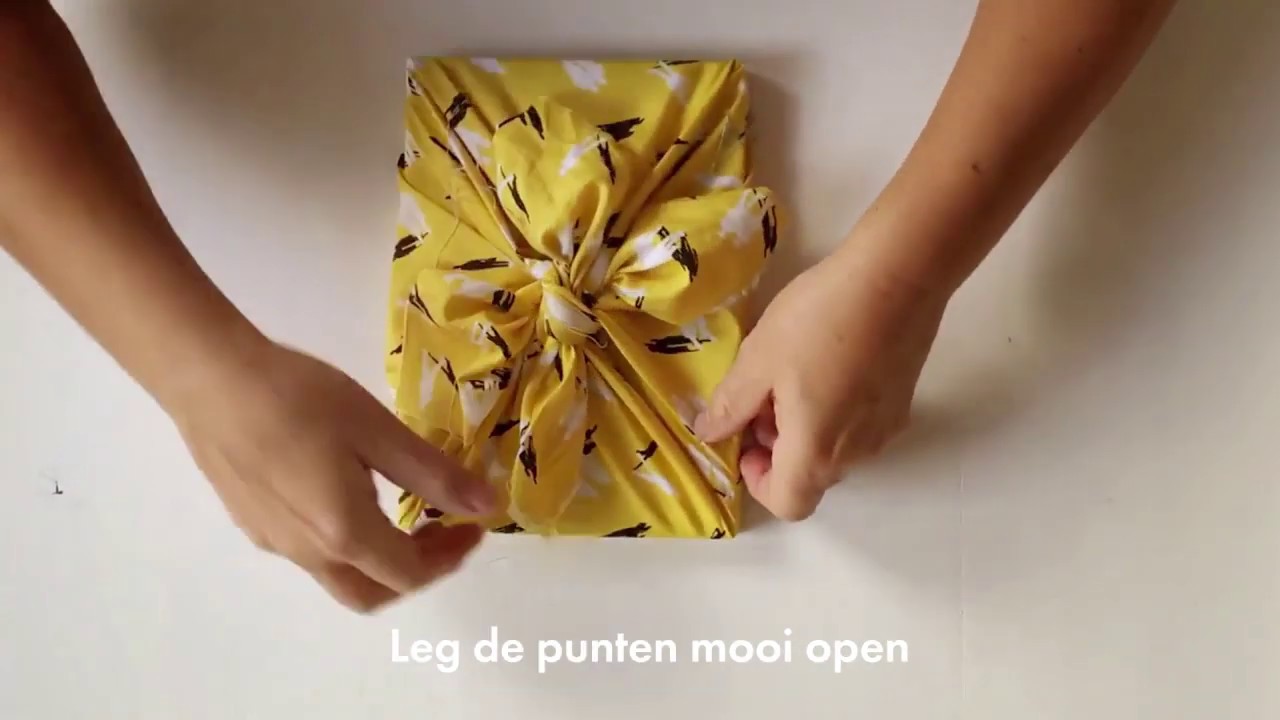 KNUTSELTIP: Furoshiki met kleurrijke stofjes
