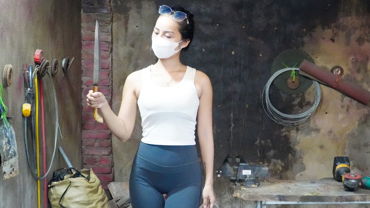 Blacksmith Girl Forging 4 Powerful Blades from Scrap 🔥 (Full Emotional Story Compilation)