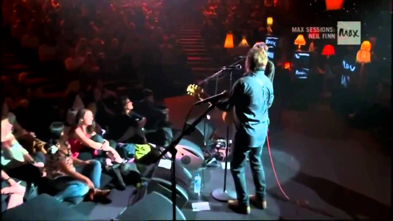 Neil Finn and Eddie Vedder Thow Your Arms Around Me / History Never Repeats Max Music Sessions 2014