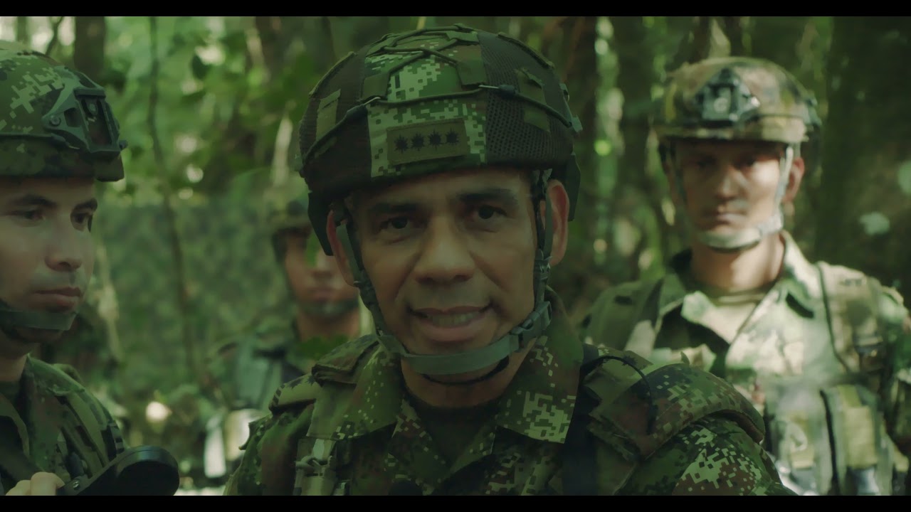 No importa el lugar o la época..su Ejército está siempre presente. Feliz navidad. #GeneralZapateiro