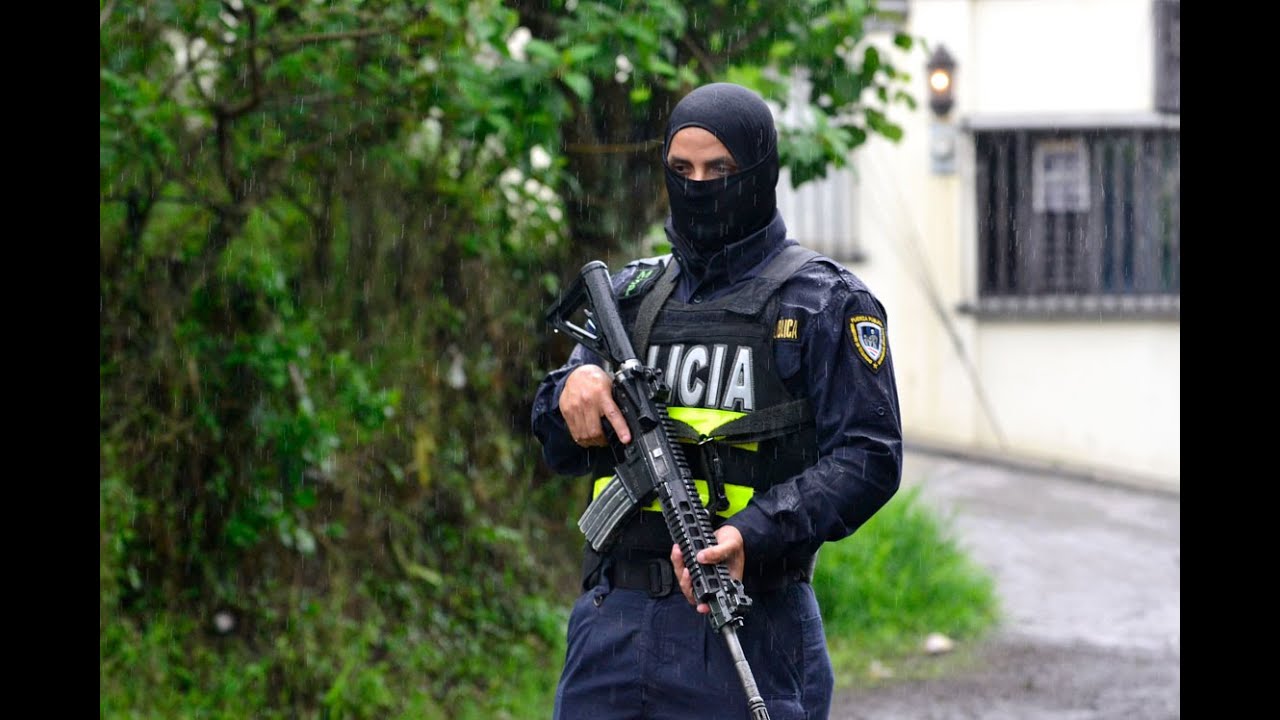 ¿Que se necesita para ser policia en costa rica?🇨🇷👮🏻‍♂️ (Fuerza publica , GAO , O.I.J y Fronteras)