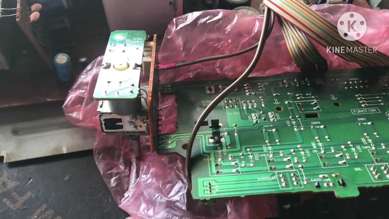 Sửa amply dàn sony ta v715 . A khách cần giờ hcm. 0911155609