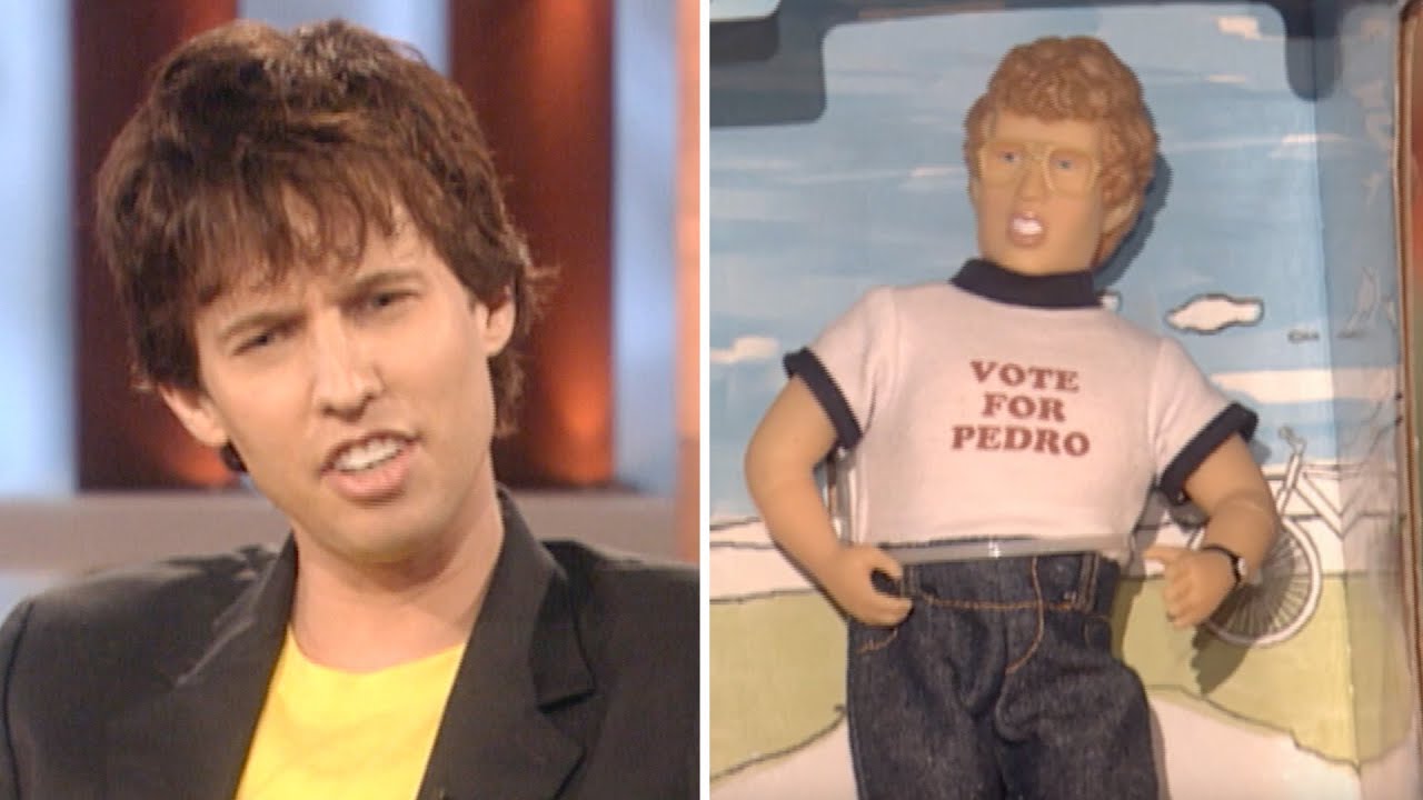 Jon Heder Reacts to Napoleon Dynamite Merch