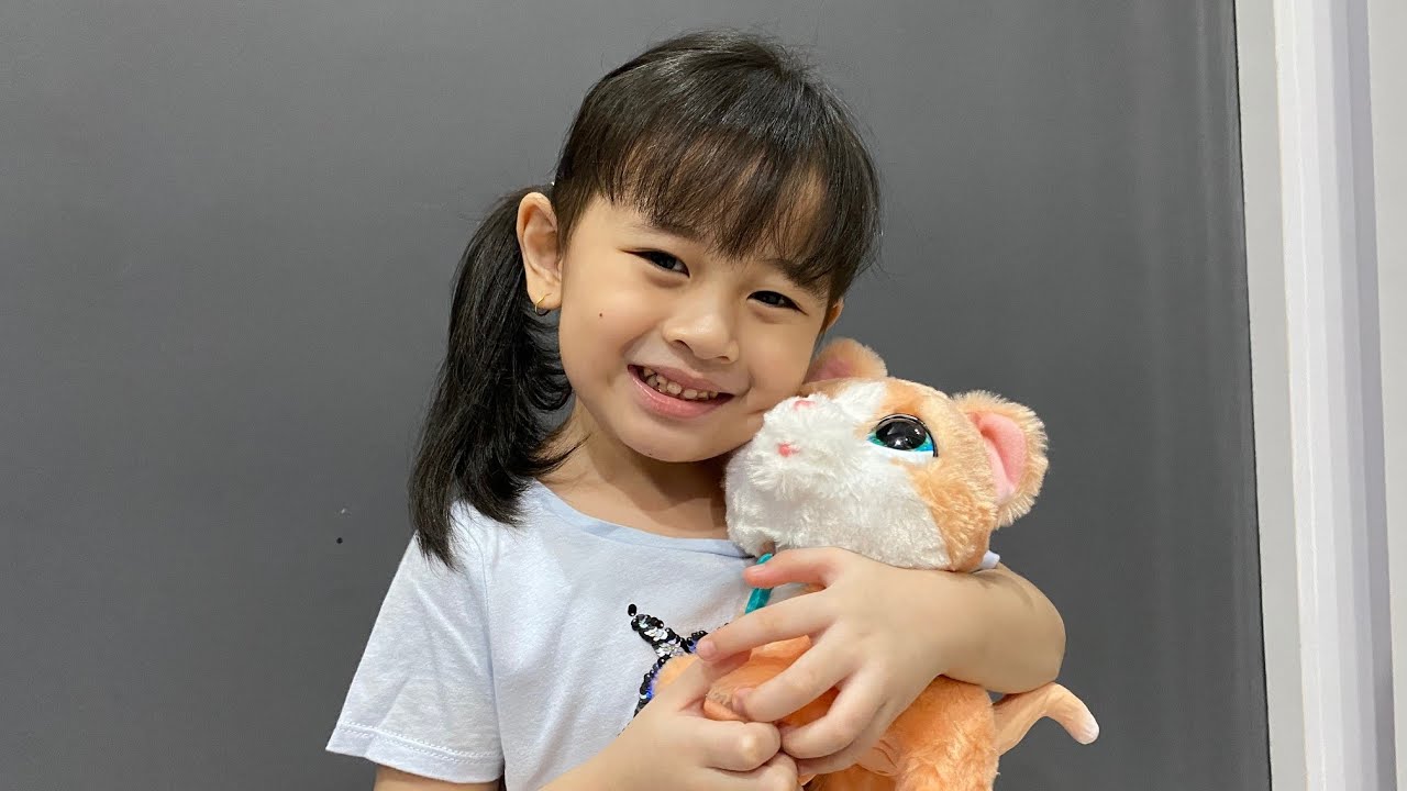 Unboxing Toys FurReal Walkalots , Unboxing Kitty Toys for girls, FurReal Friends Kitty Toy Review