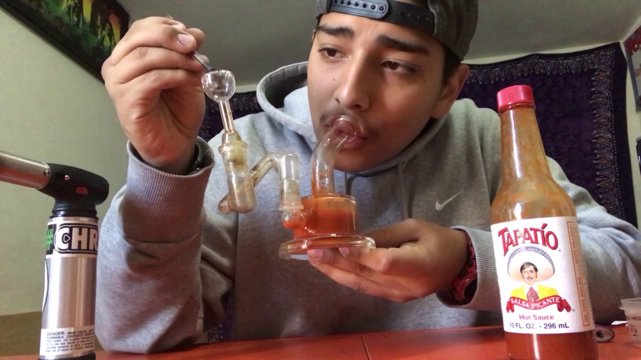 Extreme Dab Challenge: Tapatio Wake and Bake Dab! Broken Nail!