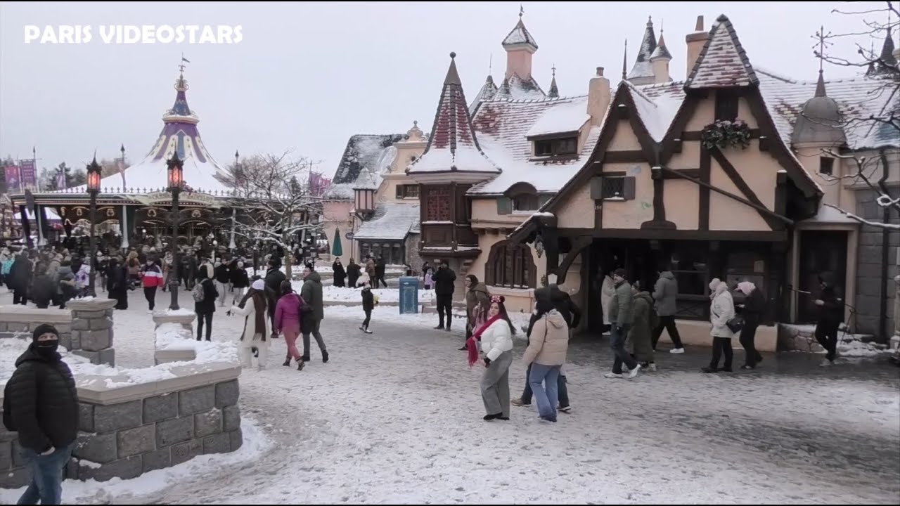 Disneyland Paris The park under the snow 7 January 2026 - Neige sur le parc Disney le 7 janvier 2026