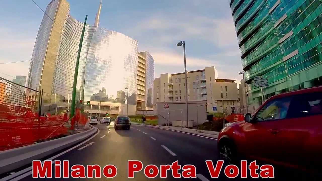 Milano , Italia ,  grattacieli di porta Nuova Garibaldi