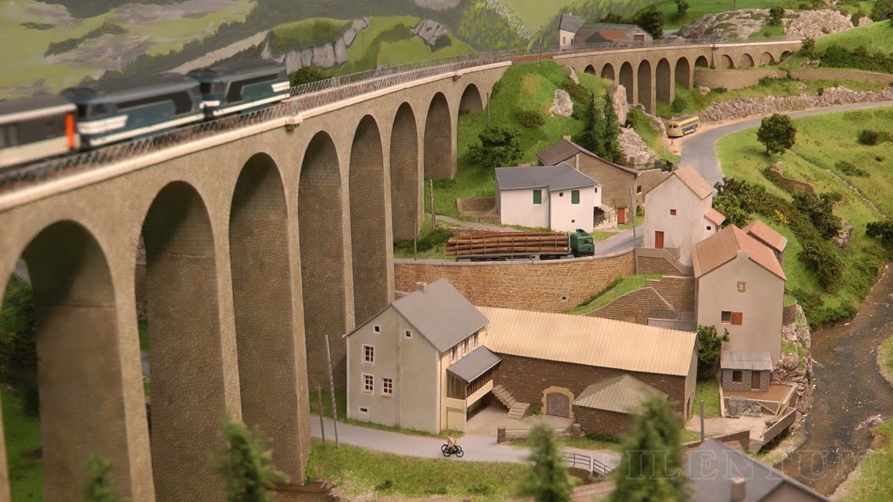 The Mirandol Railway Bridge and SNCF Trains - French Model Railroad Layout in N Scale