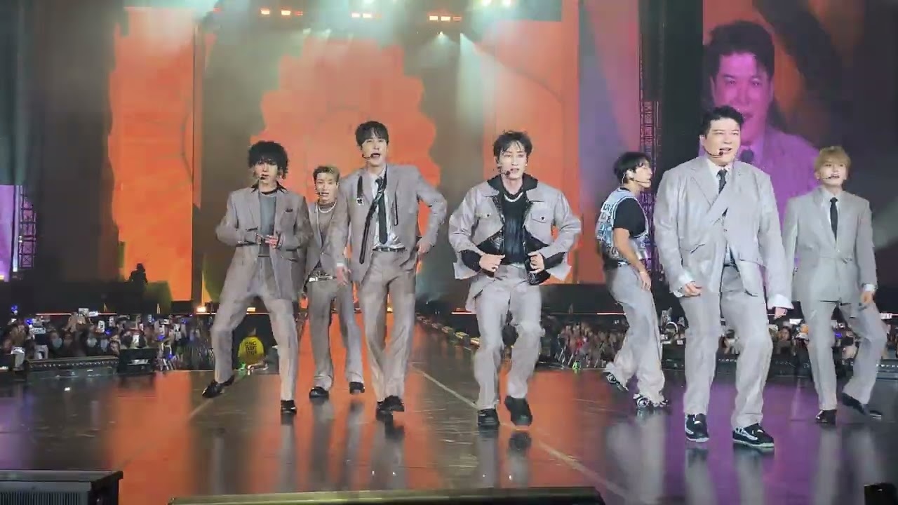 SUPER JUNIOR ‘Mango’ Pasadena Rose Bowl KAMP 2022