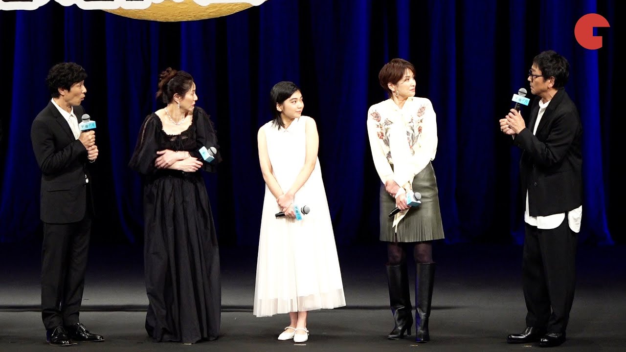 堺雅人＆井川遥、舞台挨拶での謎のハプニングに固まる…大森南朋「俺じゃないよね？」