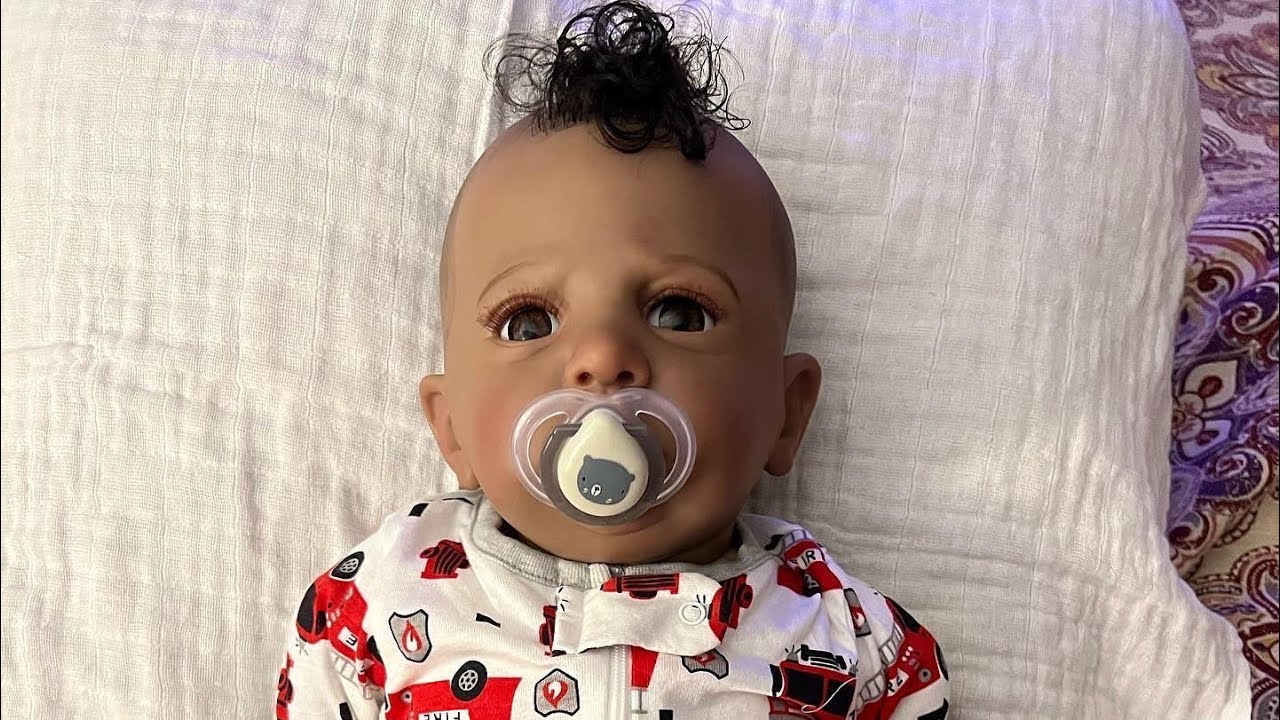Introducing Josiah Caysen, the “Cameron” sculpt by Laura Tuzio Ross💞💞