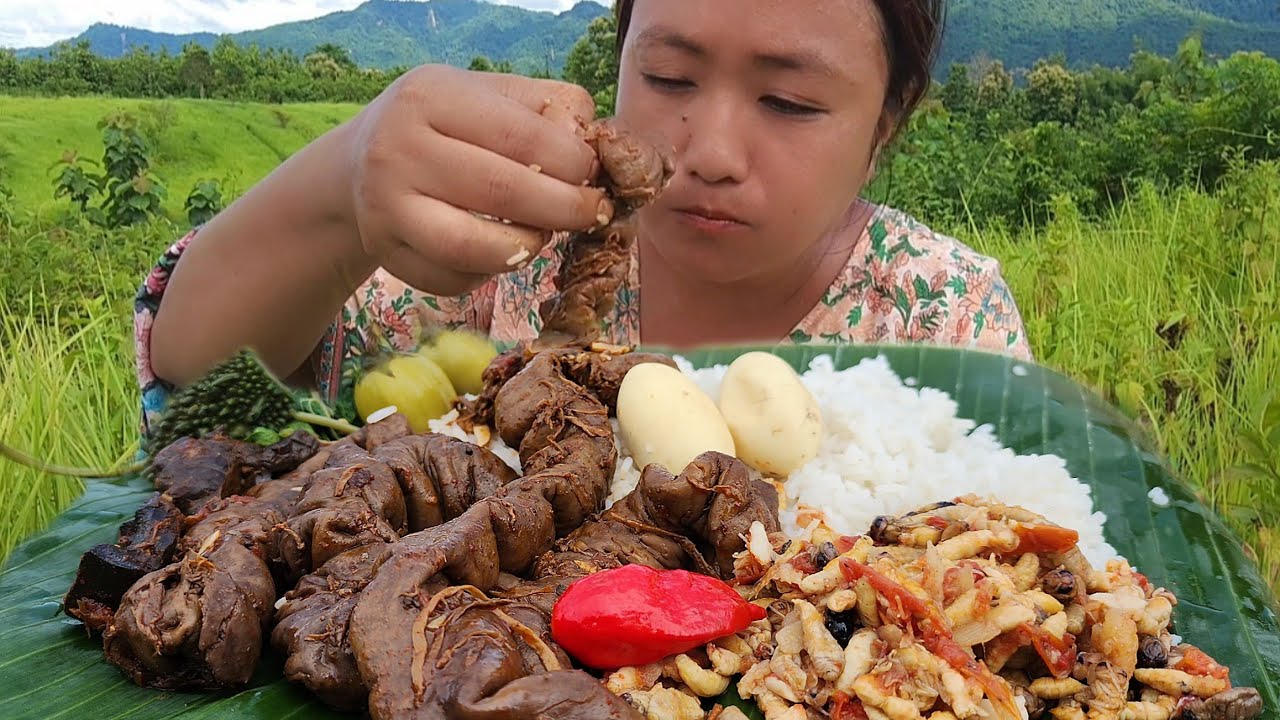 Bizarre and exotic 3 items delicacy in one plate|| Moniter Lizard egg ,bee larvae, pork intestine 