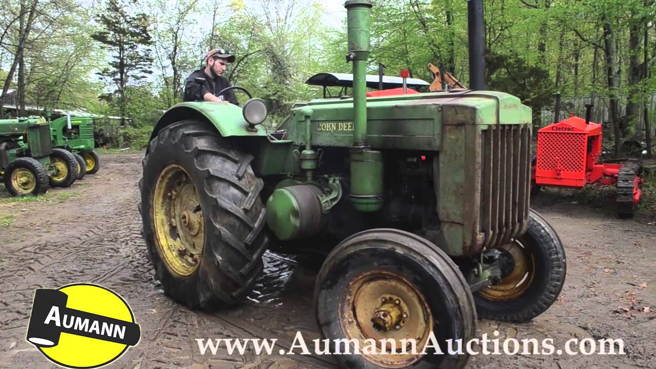 John Deere Model D Tractor - Ken Avery Antique Tractor Collection Auction