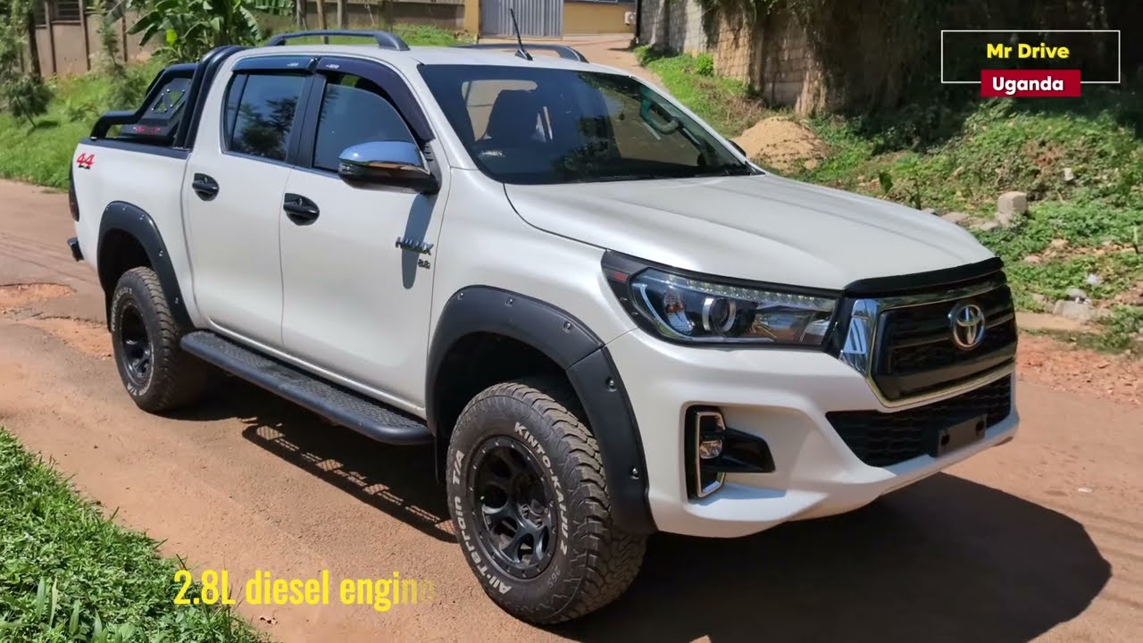 Travel in style allover Uganda with this beautiful Toyota hilux pickup 2018 model