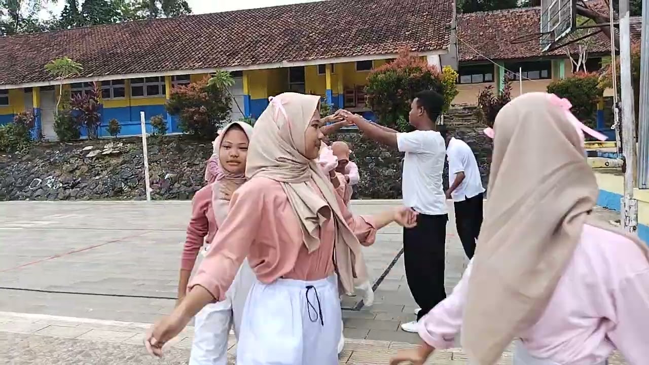 Devile kelas 9D