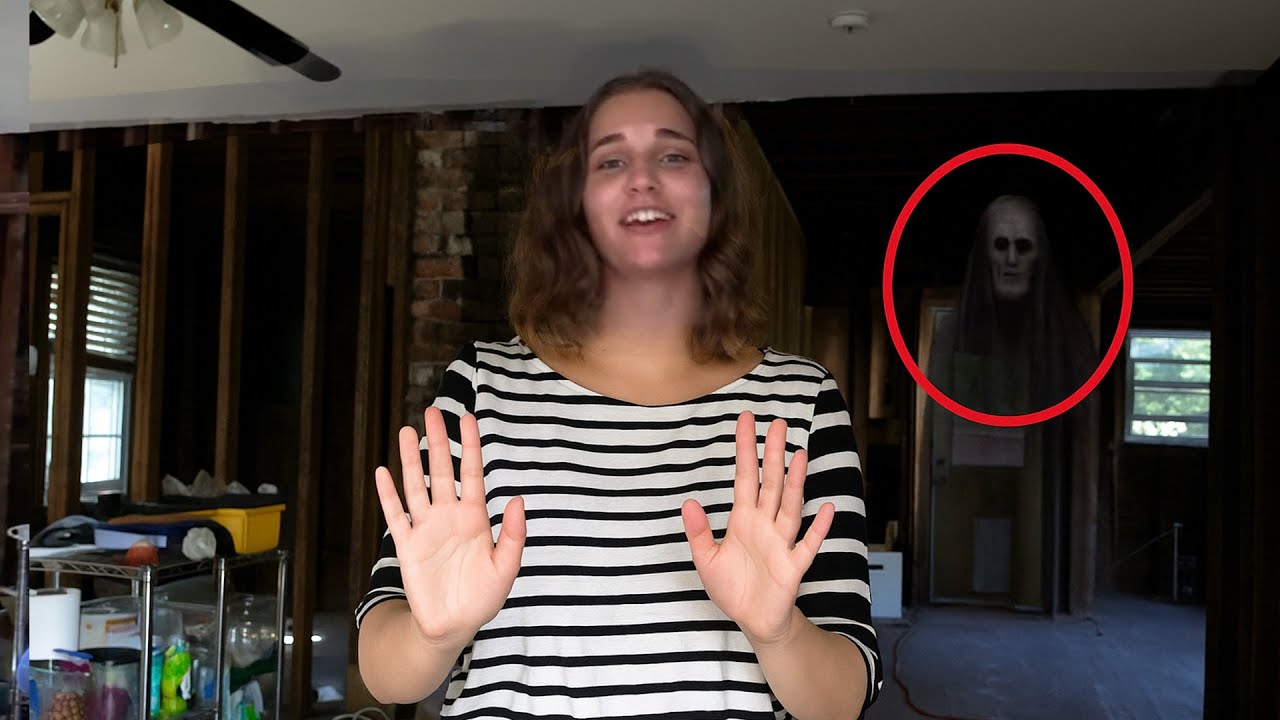We Investigated a 100-Year-Old Haunted House... and Regret Going Into the Basement 👻