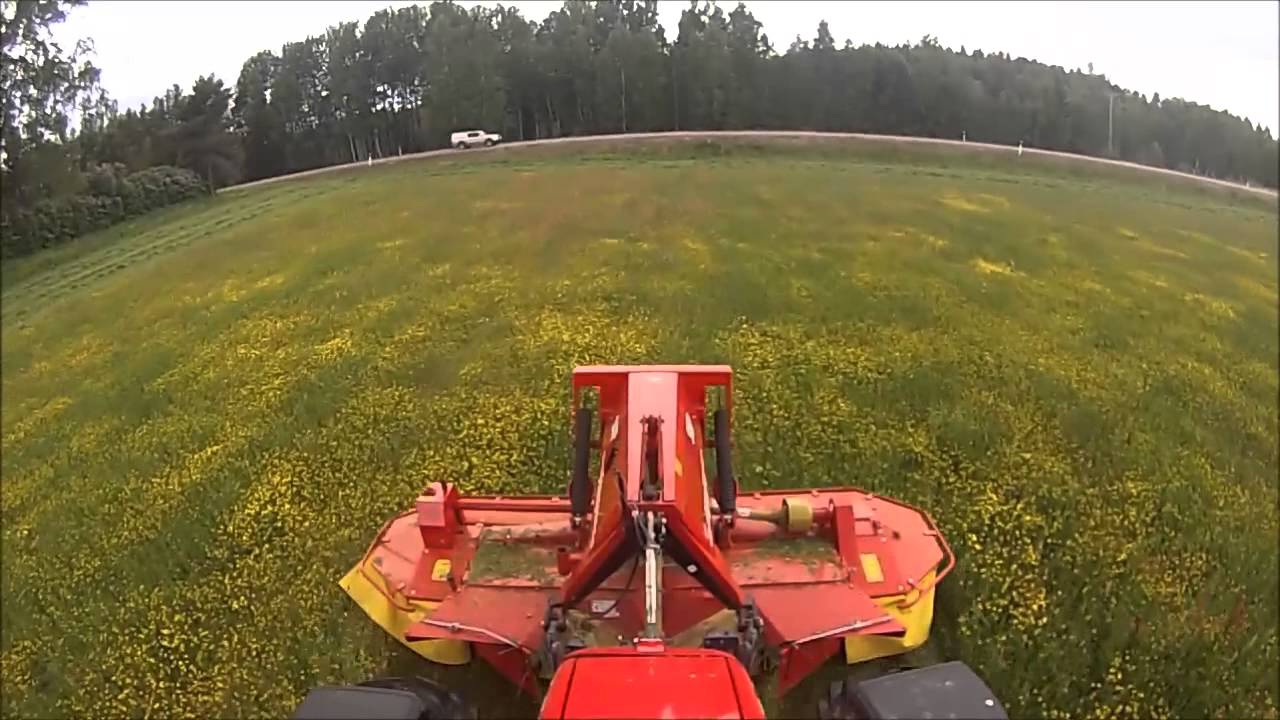 Massey Ferguson 5455 - Slåtter