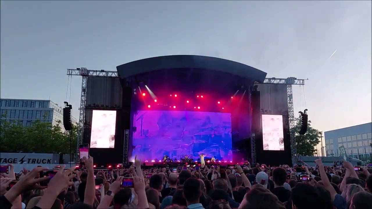 Imagine Dragons - Enemy - Live at Expo Plaza Hannover