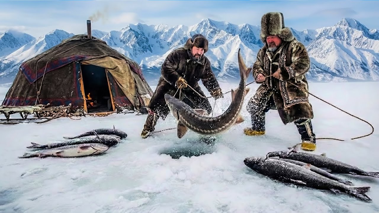 Surviving −71°C: Catching 5000kg of Fish to Feed a Frozen Village! | Yakutia Survival