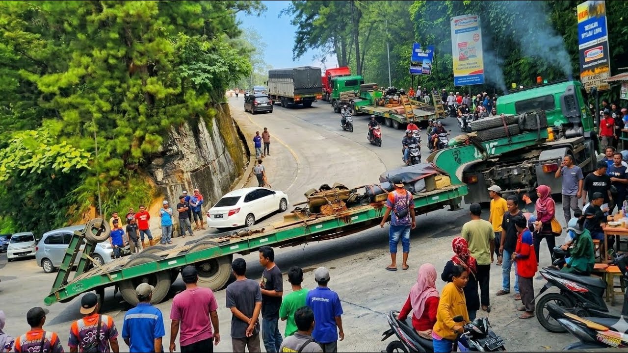 Nekat Lewat Sini?! Detik-Detik Kejadian Tak Terduga di Jalur Ekstrim Paling Berbahaya