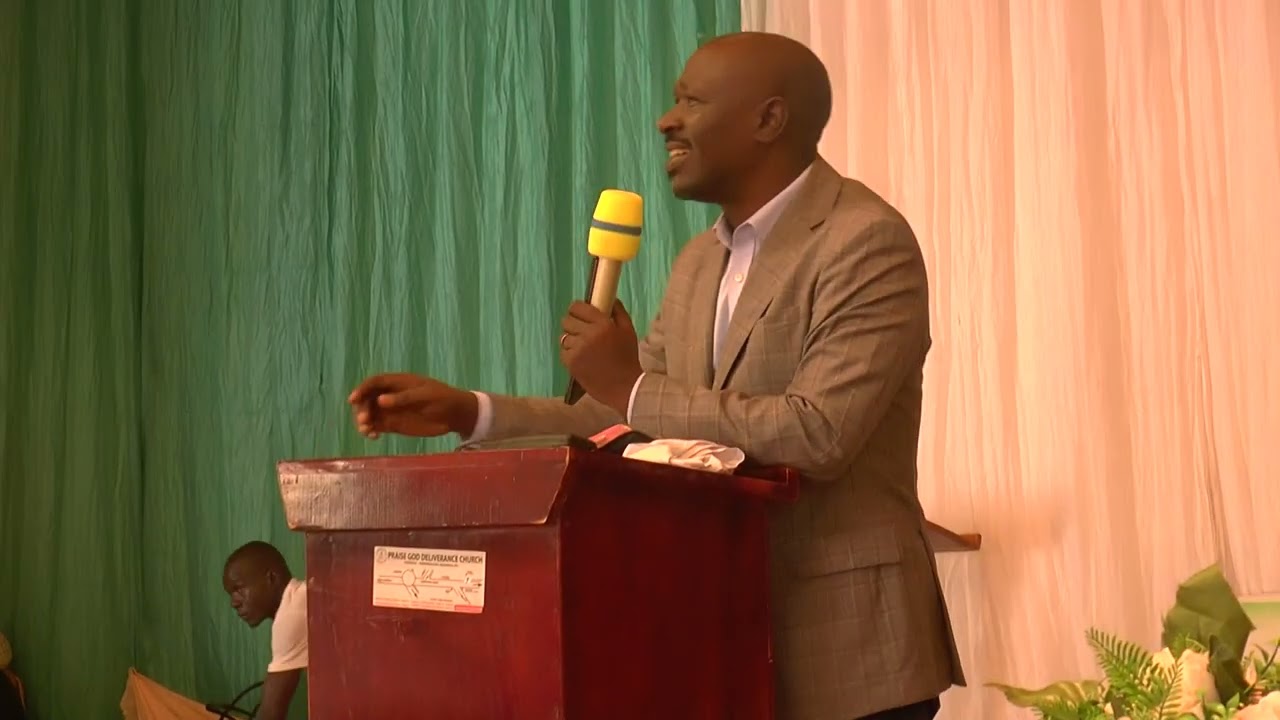 OBUBAKA BWA PASTOR DENIS WARUGABA ELI ABAKYAALA ABAFUMBO NEBA SINGLE MOTHERS