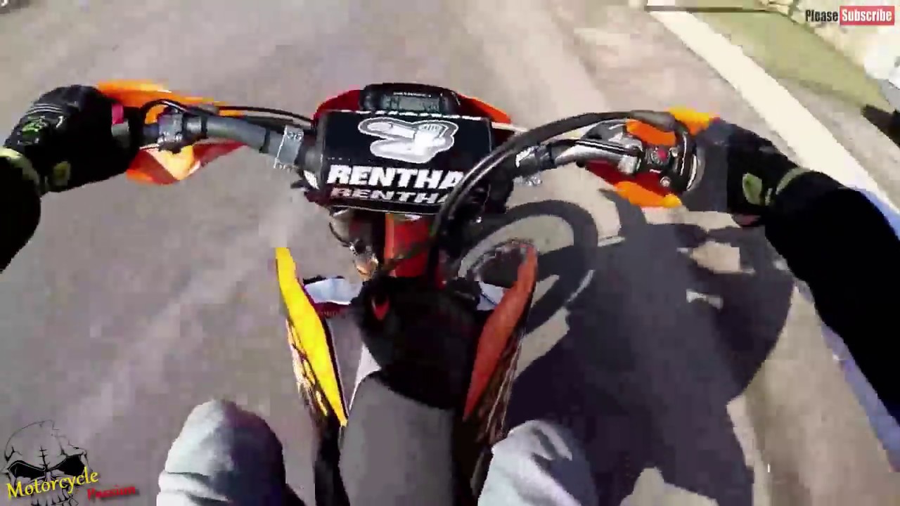 Motorcycle Crashes September 2016 & Best Accidents Compilation.