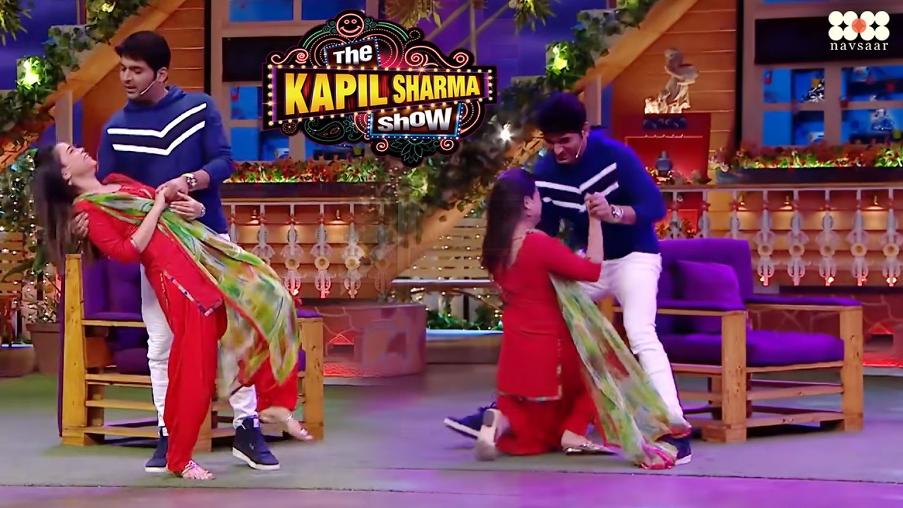 Kapil के साथ डांस करते करते Satge पे गिर पड़ी सरला | The Kapil Sharma Show |Season 1