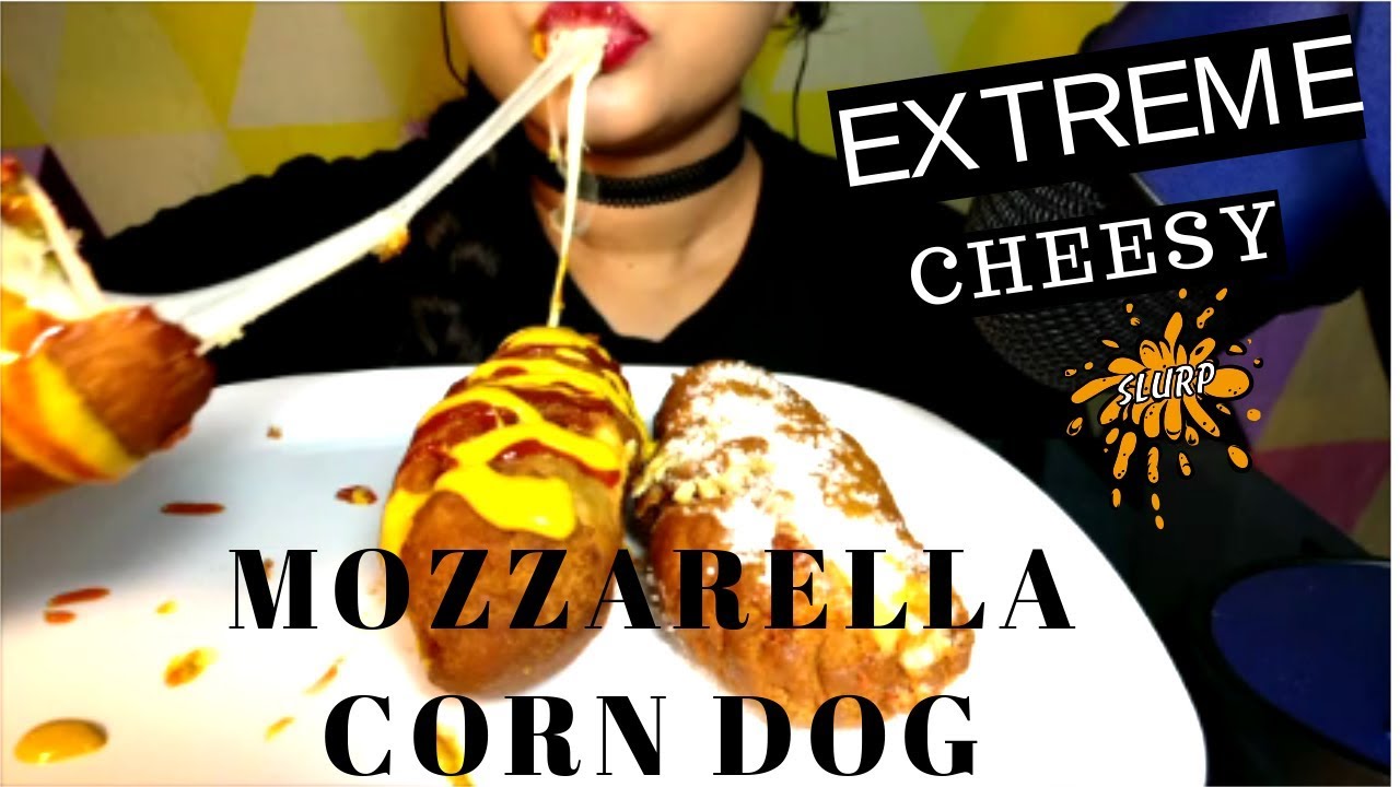ASMR:GIANT MOZZARELLA CORN DOG 대왕 모짜렐라 핫도그 MUKBANG 먹방  EATING SOUNDS  VERY CHEESY