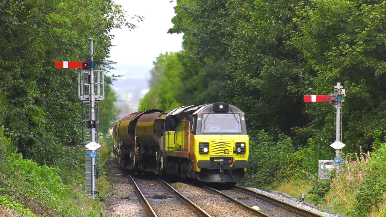 Esk Valley Track Renewal (Part 1/3) - 70817 & 70815 (6F81) and 70812 & 70805 (6F82) at Nunthorpe