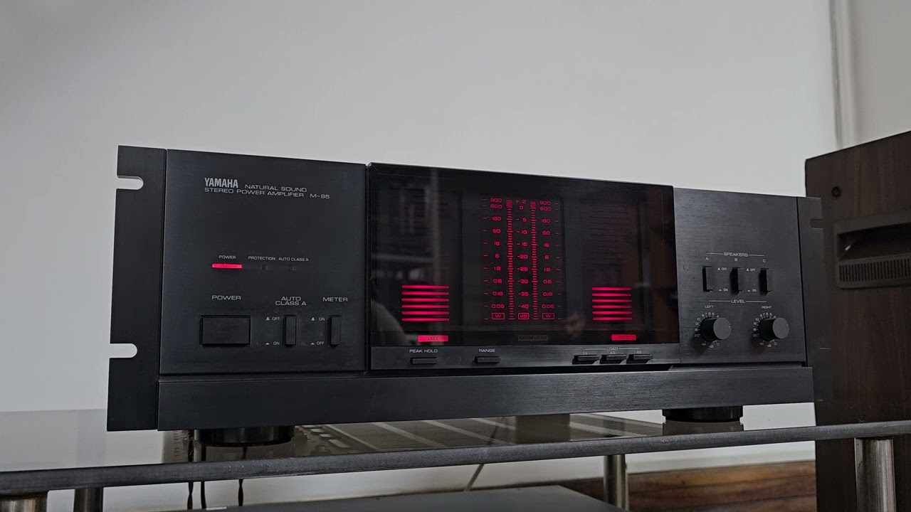 Yamaha M-85 Stereo Power Amplifier Operational Test Video
