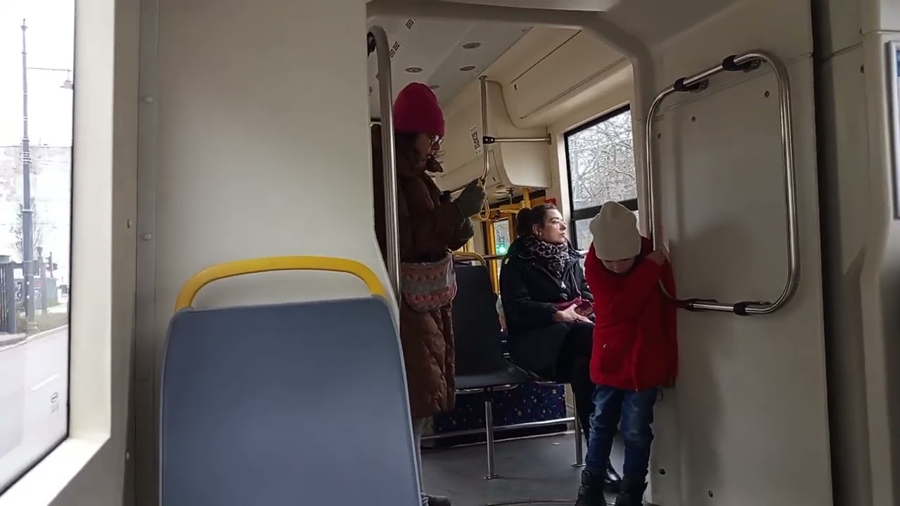 Duwag M8 CN #2368 MPK Łódź linia 6 kierunek Doły