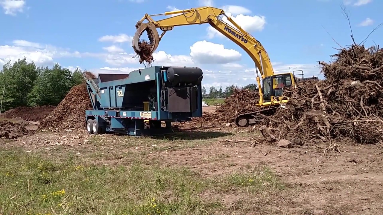 Universal Refiners Grinding Dirty Stumps