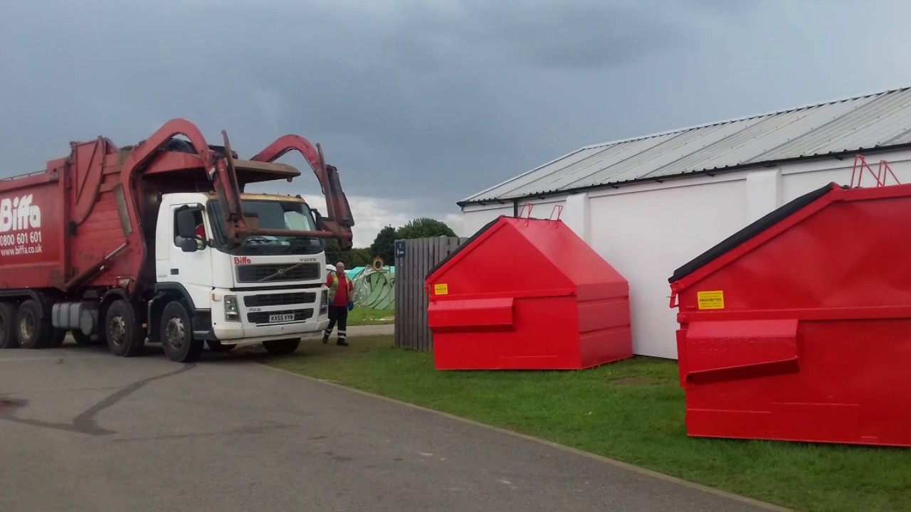 Biffa waste services British front loaders (1 of 4)