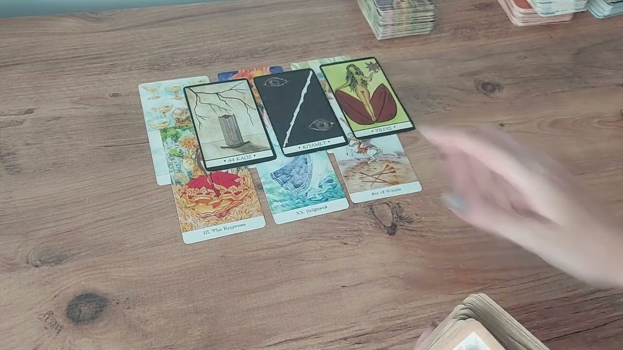 Ex Partner/Ex Flört/Platonik Hakkınızda Ne Düşünüyor, Adım var mı 🌸