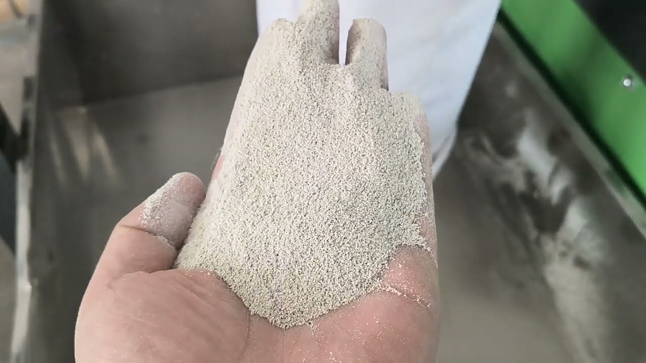 How to make PVC powder-- MF600 PVC Pulverizer Machine
