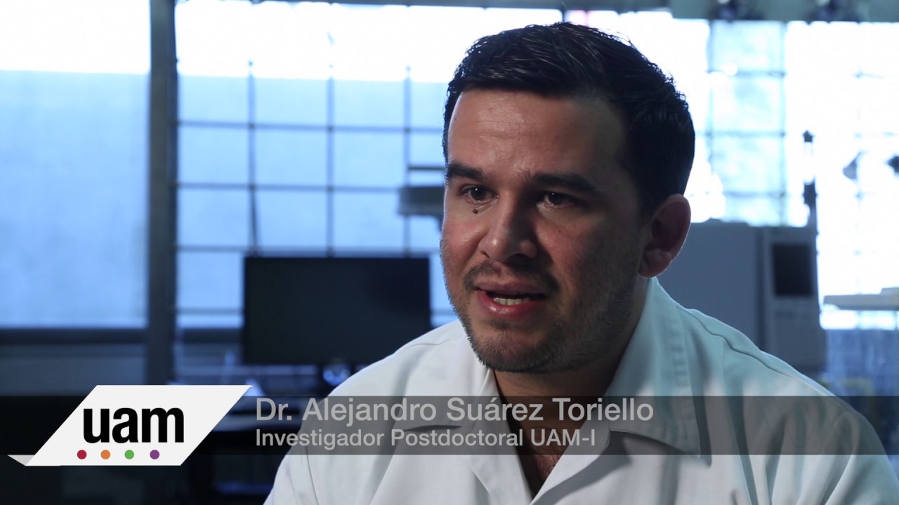 Dr. Alejandro Suárez Toriello recibió el Premio a la Mejor Tesis de Doctorado en Catálisis 2014-2015