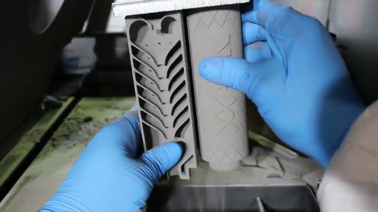 IN718 De-Powdering