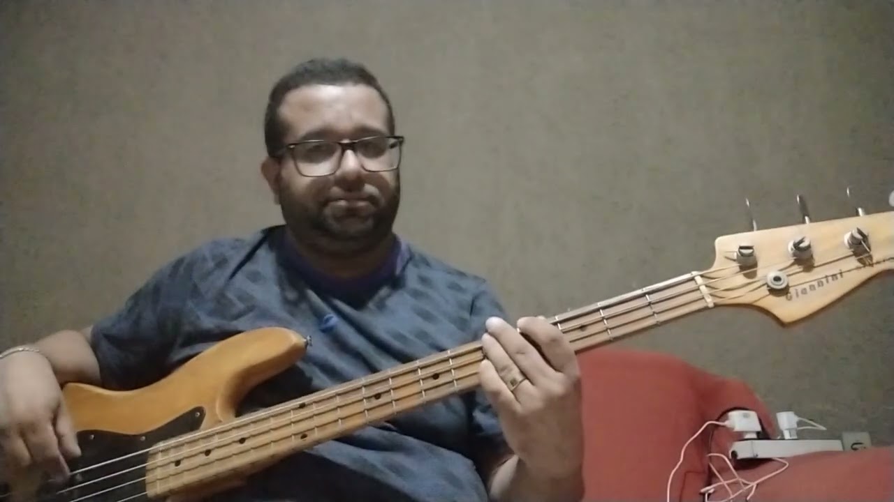 O céus está baixinho - Sarah Farias ( cover).