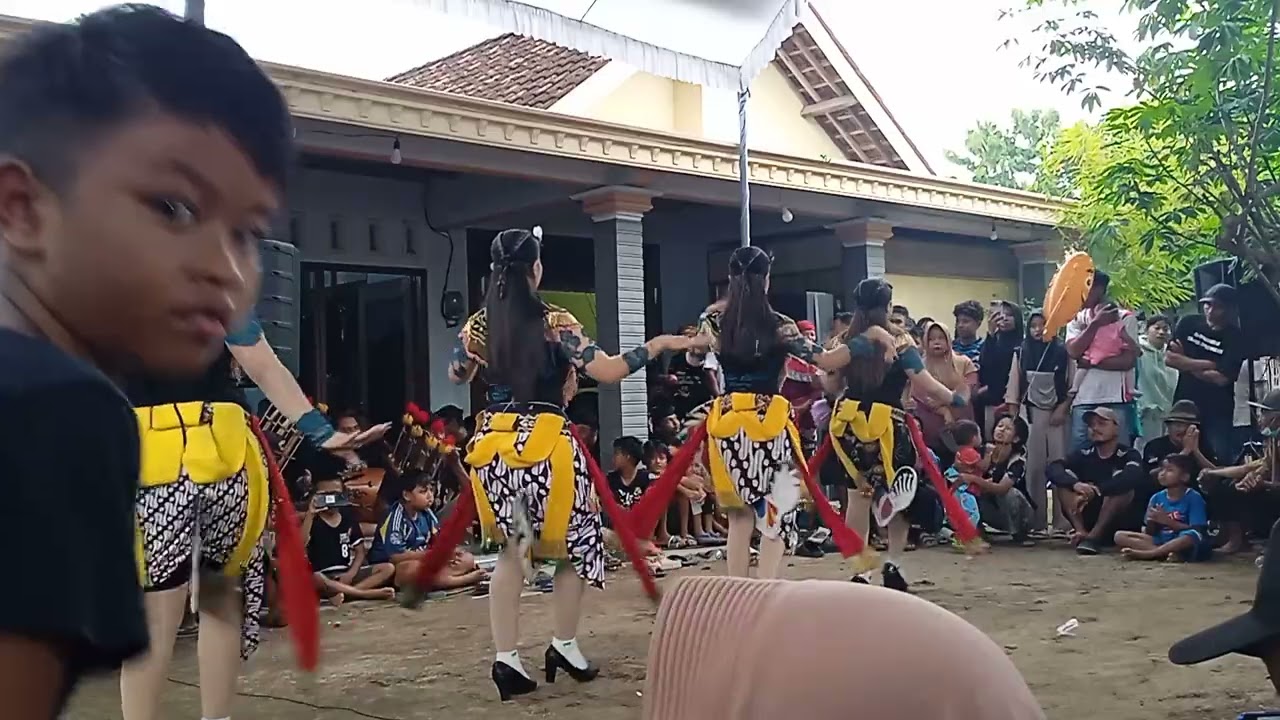REOG PONOROGO LIVE DOLOPO MADIUN