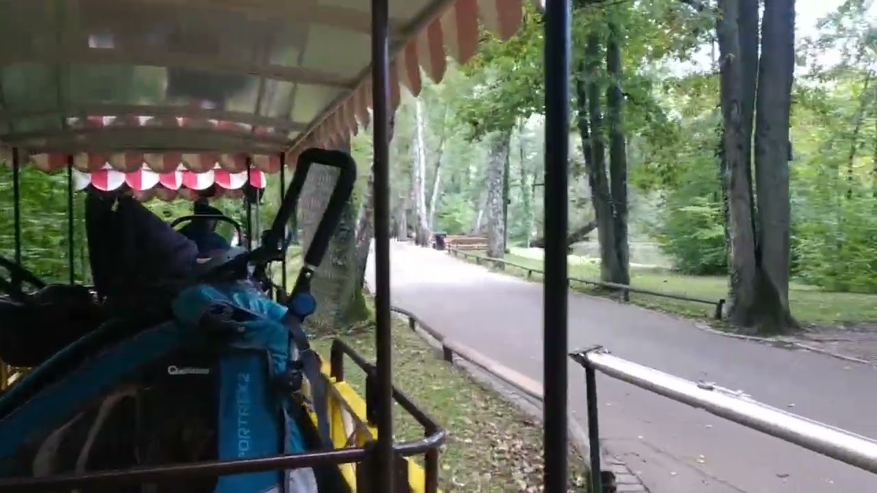Дитяча залізна дорога в зоопарку в Нюрнбергу 29.09.2025