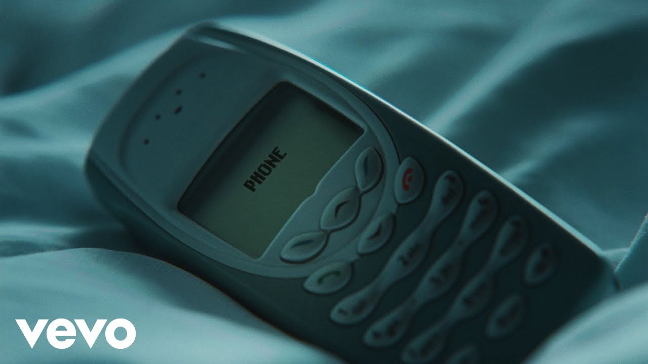 MEDUZA &ndash; Telefon z udziałem Sama Tompkinsa, Em Beiholda
