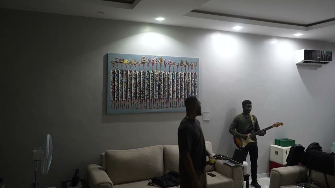 UAXFILES XVi - uax living room rehearsal