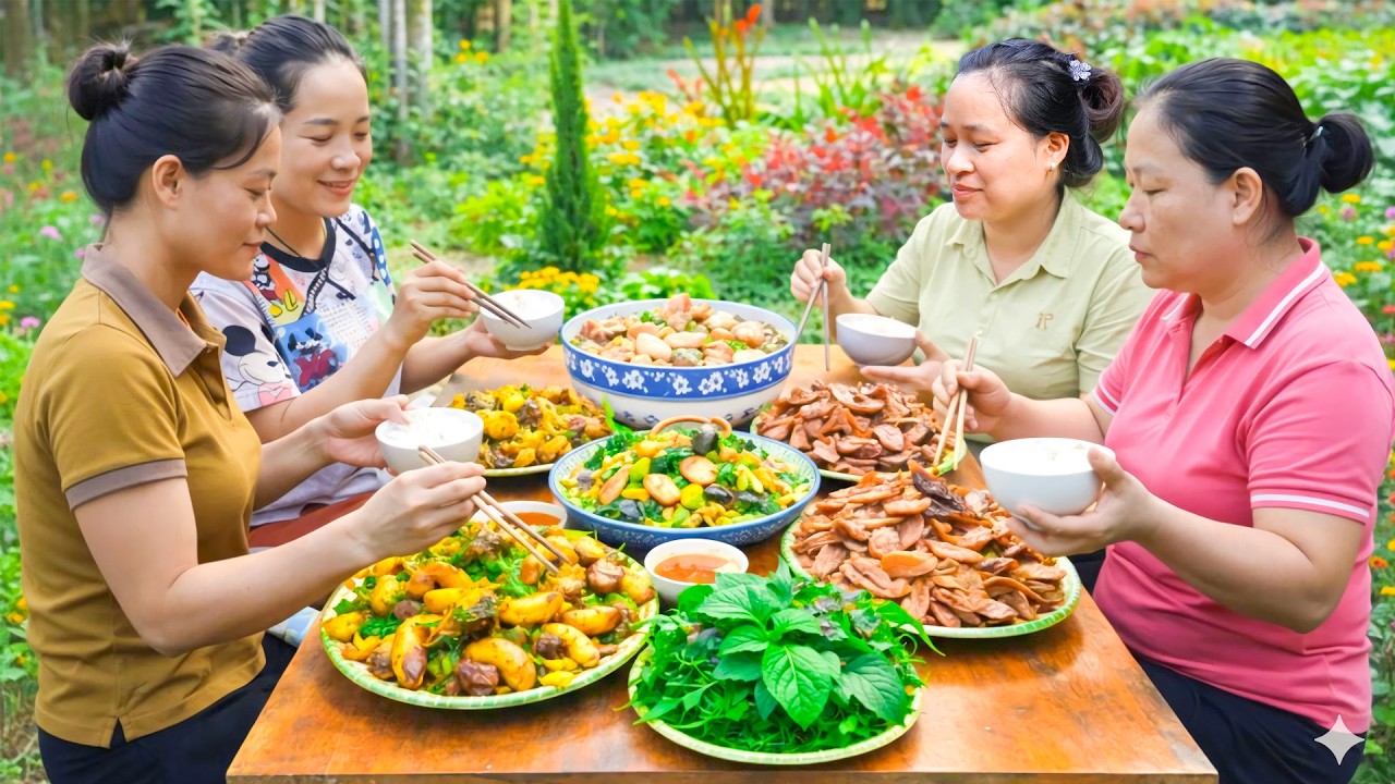 How to Cook Hearty Meal form Giant Pig Trotters and Enjoy with Neighborhood