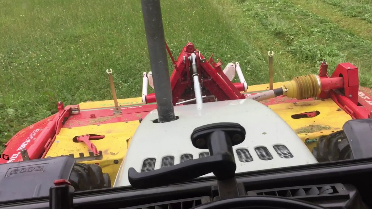 Steyr 975 mit Pöttinger 276f