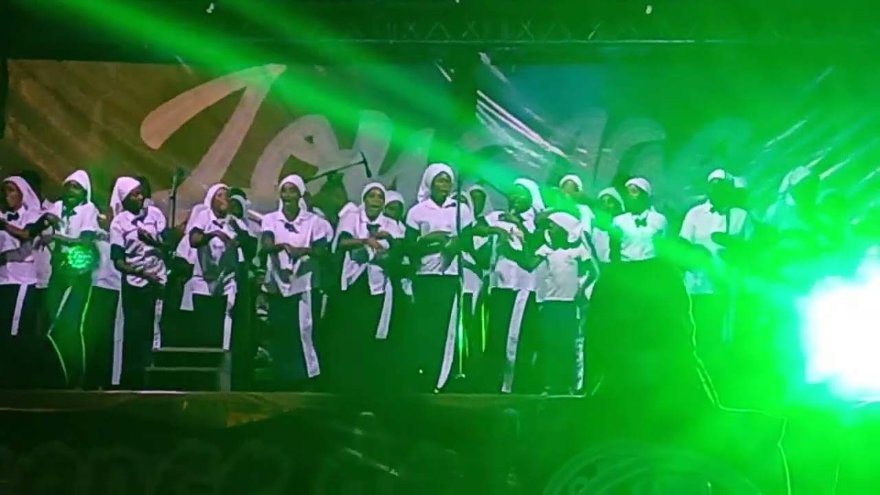 Kilombo Zola Ngamaba, prestation a la paroisse de Moukondo