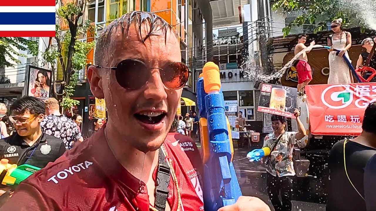 Celebrating Songkran Festival in Bangkok, Thailand 🇹🇭