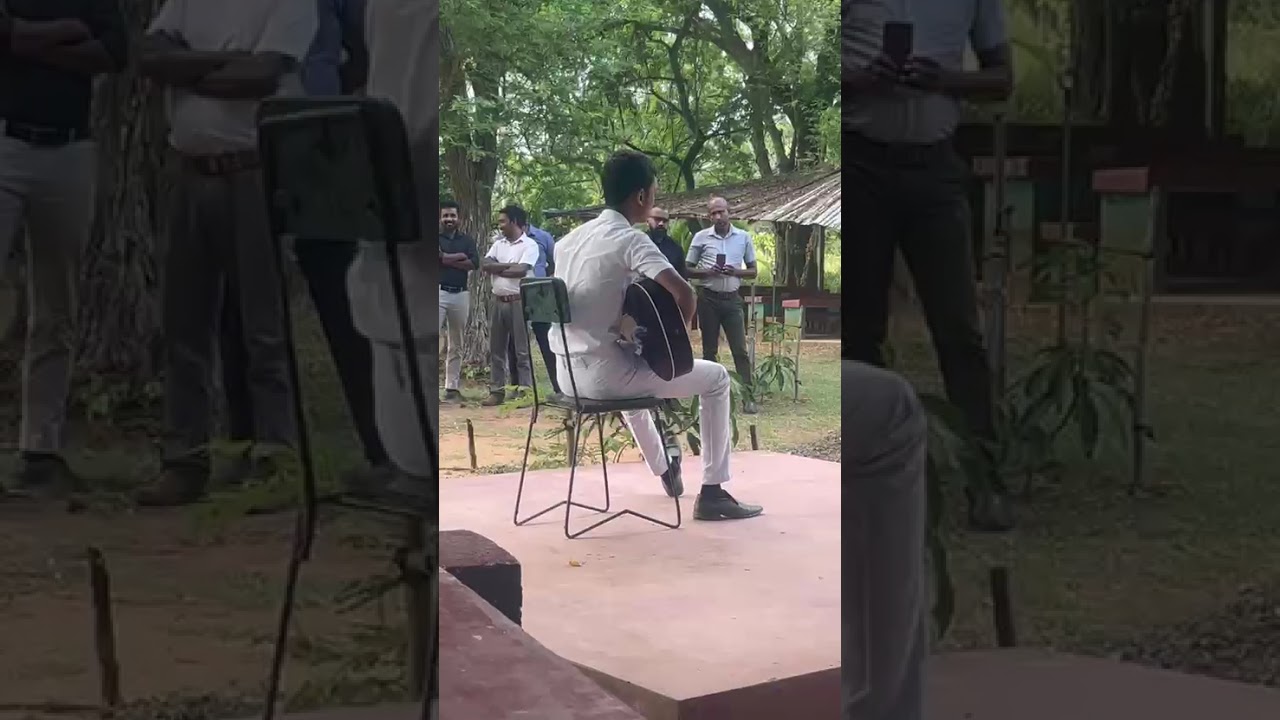 පොඩ්ඩියේ ....ලස්සනයි කියලා හිතෙනවා නම් ශෙයාර් කරන්න