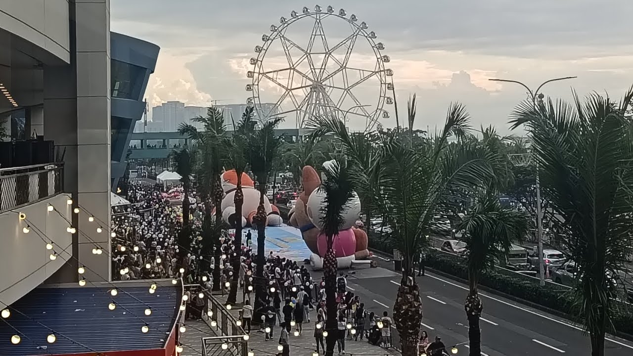 Mall of asea Parade