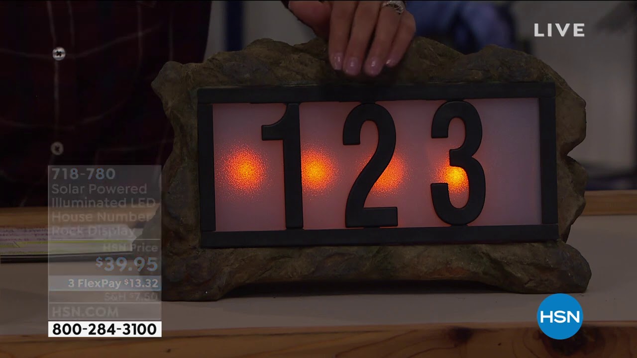 Display a forma di roccia con numero civico illuminato a LED ad energia solare